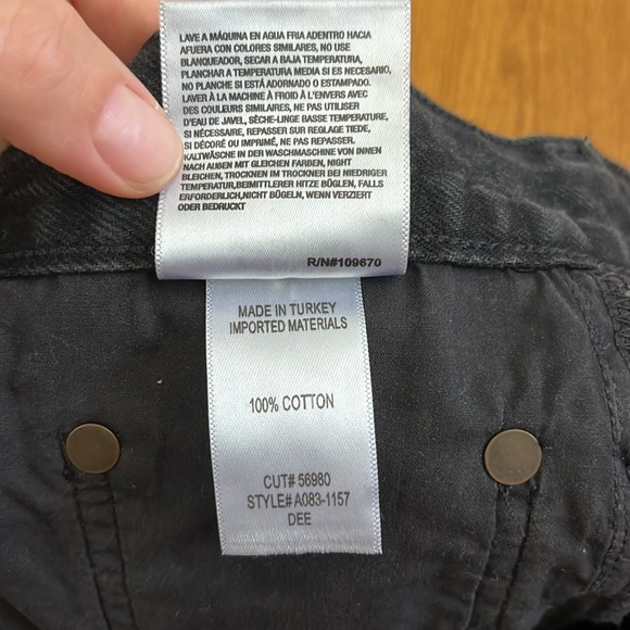 Agolde Dee Short, Black, Size 26 - Picture 6 of 10